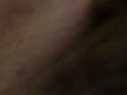 Mi novia en cuatro la grabó mientras la penetro sin condón y le besó el cuello 9/16