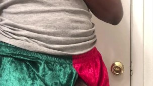 Dick The Halls: A Christmas Morning Milking | OF: JockTheBlackThot