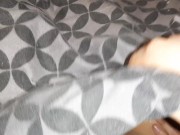 Лижет мою киску под одеялом, потому что стесняется, и это так вставляет - lesbian_illusion 9/16