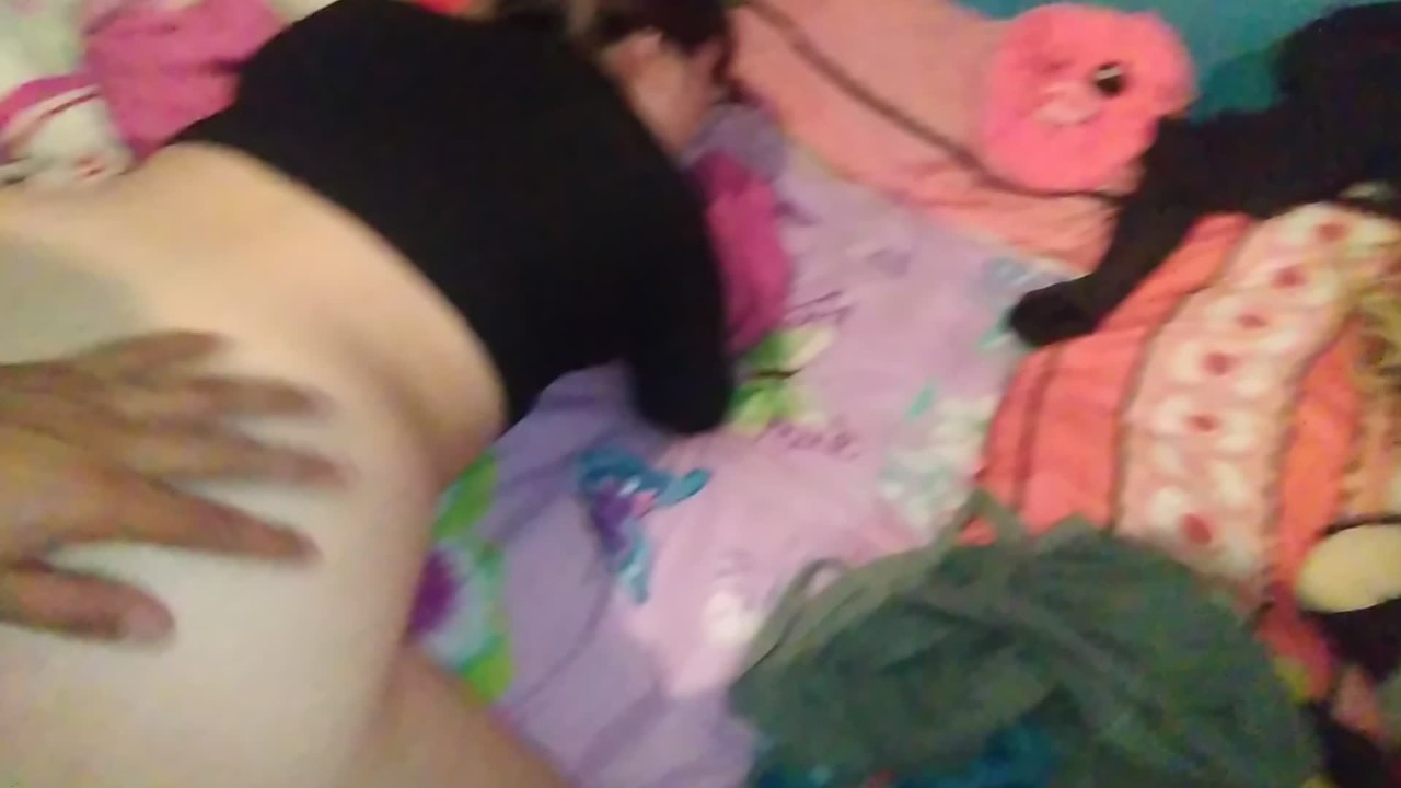 cheating wife has sex while talking to her husband on cell phone - RedTube
