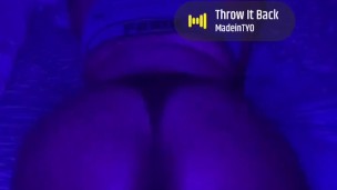 Xmas An Chill Twerk