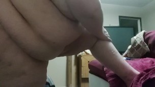 Ssbbw applying lotion after shower