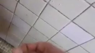 Por las Tetas rica de la vecina