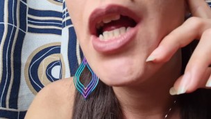 Lipsticks Fetish and Countdown - trailer