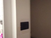 Sara Bell nel suo camerino mentre si prepara per un nuovo film con Capitano Eric 2/16