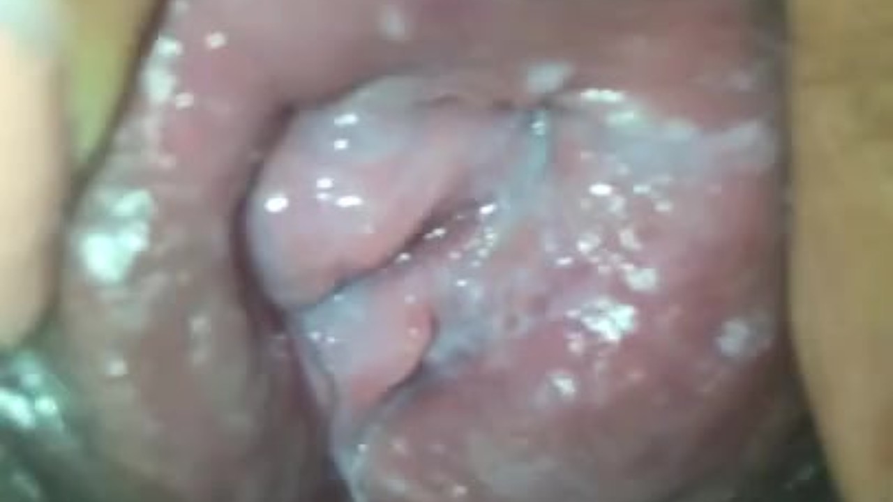 Extreme close up of real virgin wet creamy pussy - RedTube