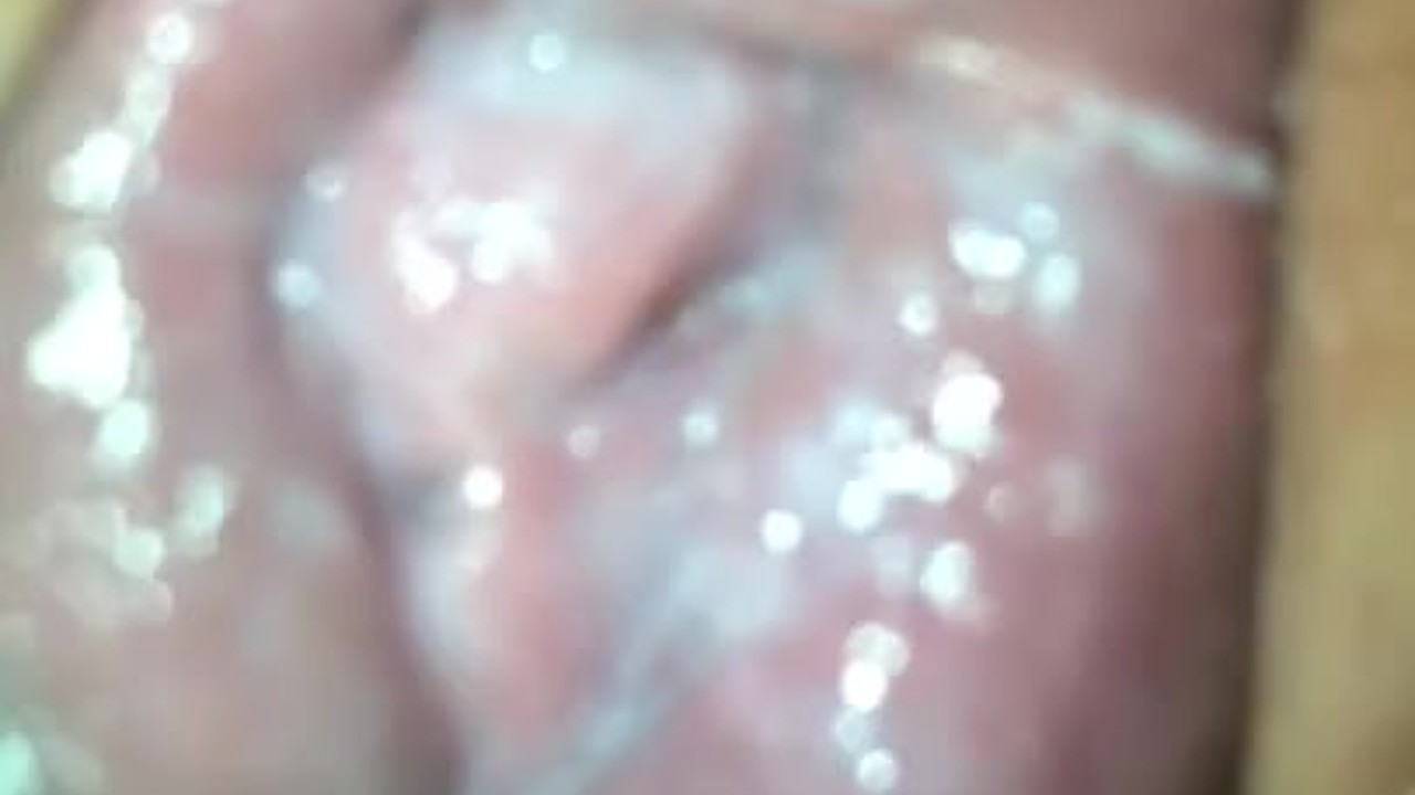 Extreme close up of real virgin wet creamy pussy - RedTube