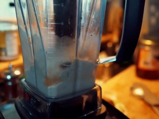 Make ice cream with Piper Blush