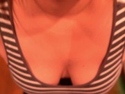 おっぱいスクワット