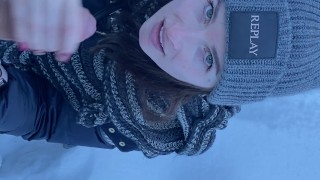 Play with snow❄️❄️❄️ - Бесплатное секс видео - RedTube