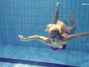 Elena Proklova spreading legs underwater 3/16