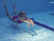 Elena Proklova spreading legs underwater 6/16