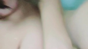 Me calenté en la ducha y me comencé a tocar