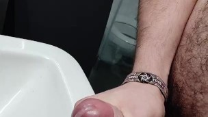 Hot Jock jerks off and cums after 3 weeks NoFap