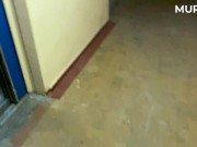 Трахнул тянку в подъезде перед вечеринкой || Murstar 1/16