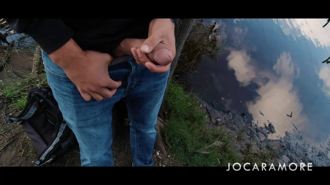 PUBLIC HANDJOB - EROTICA EN ROUTE (EPISODE 9) - 無料セックスビデオ - RedTube