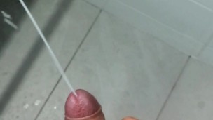 7 CUM BLASTS IN POOL TOILET