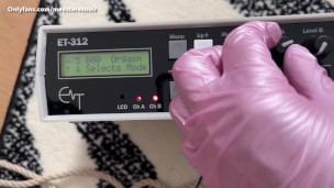 KUT ONDER STROOM GEZET (elektroplay met ET-312) NL gesproken.
