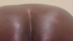 Big ass oiled up slo-mo twerk. 