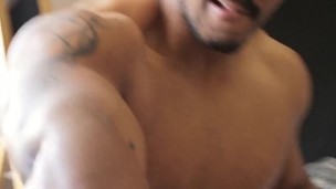 Huge cum shot!!