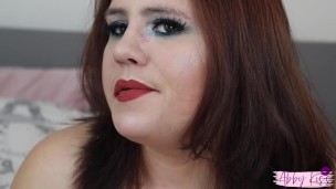 HOT Milf Smoking