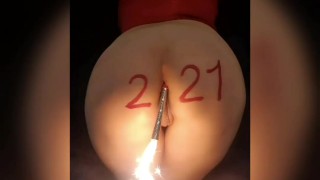 Salope française qui fête la nouvelle année en se rentrant un feu ...