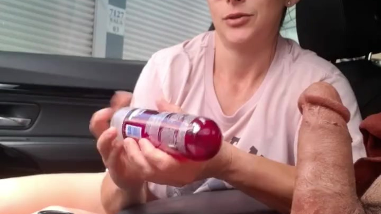 Julia car handjob! 4 - Free Sex Video - RedTube