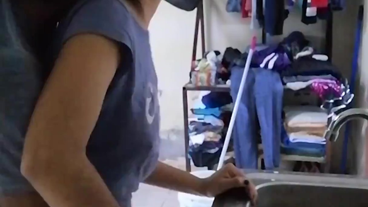 Cute amateur Mexican girl is fucked while doing the dishes - Free Sex Video - RedTube