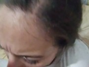 La chupa hasta el fondo y con mucha saliva pareja amateur latina con buen culo 10/16