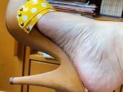 Kiara’s heels Dangling 