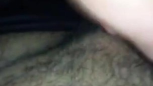 Un tizio arrapato si masturba finché non viene (ONLYFANS @feet_man88)