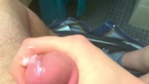 Tristan 25yo got Horny and did a Quick Handjob in Bath. He loves to Cum. 