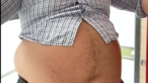 Small belly in slomo...