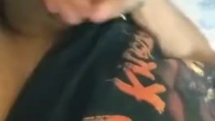 Chico Caliente Corriendose en su Habitacion