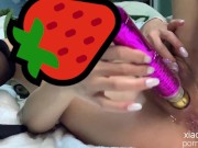 Wearing stockings and using a vibrator to insert a small hole for masturbation, the next (5 minutes  13/16