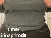 Огромные сиськи вываливаются выпрыгнули из кофты 6/16