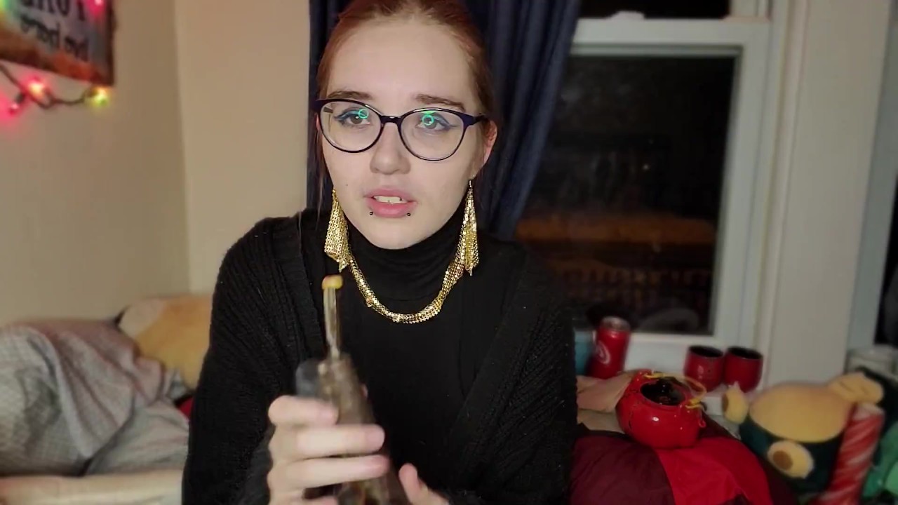 Storytime and smoke masturbation sesh - Izzy Hellbourne - Free Sex Video - RedTube