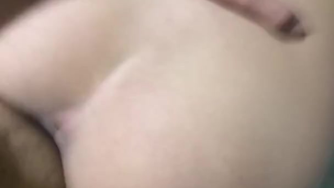 Maestro de universidad se coje a su alumna para aprobar su materia - Free Sex Video - RedTube