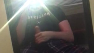 Teen JERKS OFF IN MIRROR