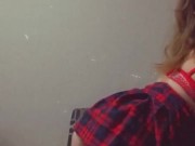 took my phone back from daddy I’m dancing  6/16