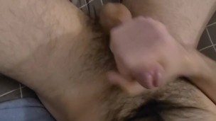 Nice cumshot after waking up