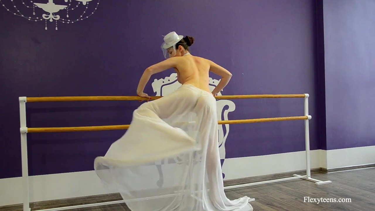 Irina Brovkina shows her gymnastic talents - Free Sex Video - RedTube