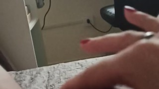 Senti falta de fazer sexo lésbico, pensando nisso fui assistir a ...