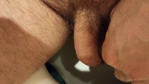 I pee, roll the head of the penis and dream that you lick the drops of my urine from the dick.