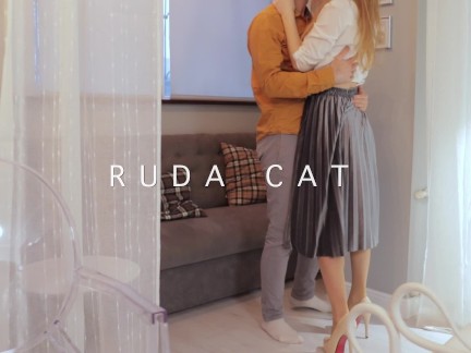 Hot HORNY SECRETARY was fucked hard by boss for a rise. REDHEAD SLUT. Standing sex - Ruda Cat