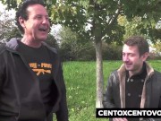 La nuova scoperta CentoXCento Jasmine lo prende nel culo in orgia 1/16