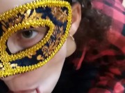 elle me vole ma chemise et je lui gicle dessus 11/16