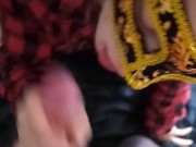 elle me vole ma chemise et je lui gicle dessus 8/16