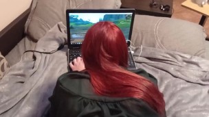 Выебал Милашку Раком Пока Она Играет В WoW