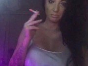 Smoke Show  - Screenshot 15 of 16 - Smoking